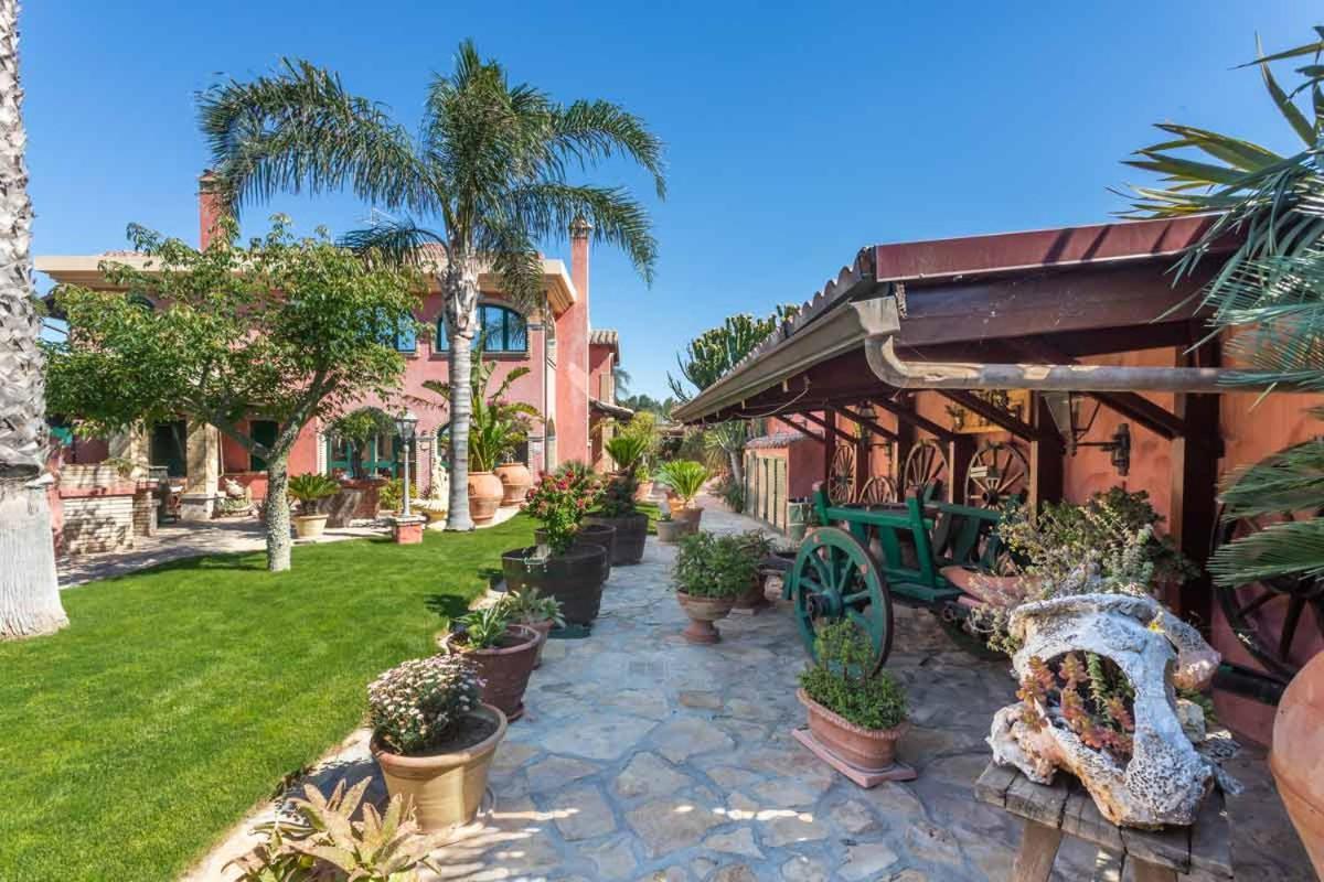 Bed & Breakfast Flumini 3*